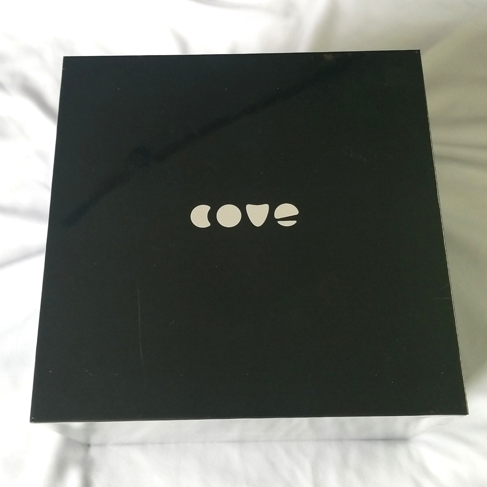 Cove, Active Touch Therapy, Wearable Device, Black